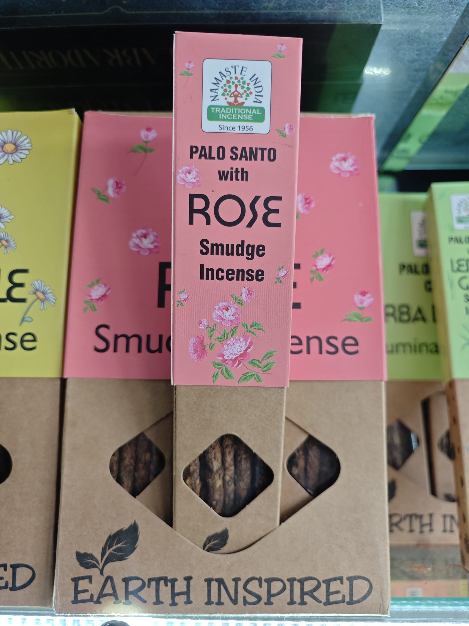 Incenso Orgânico Varetas Pau Santo e Rosas